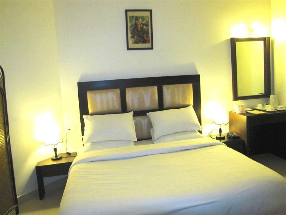 Hotel Prems Paradise Amritsar Exterior foto