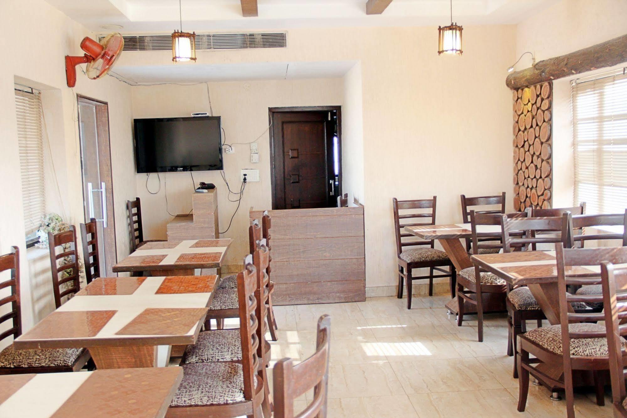 Hotel Prems Paradise Amritsar Exterior foto