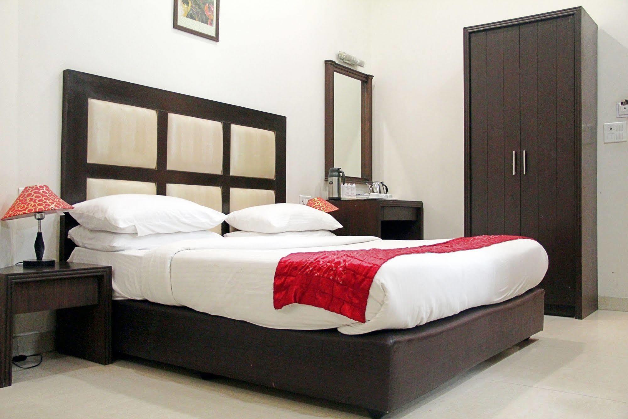 Hotel Prems Paradise Amritsar Exterior foto
