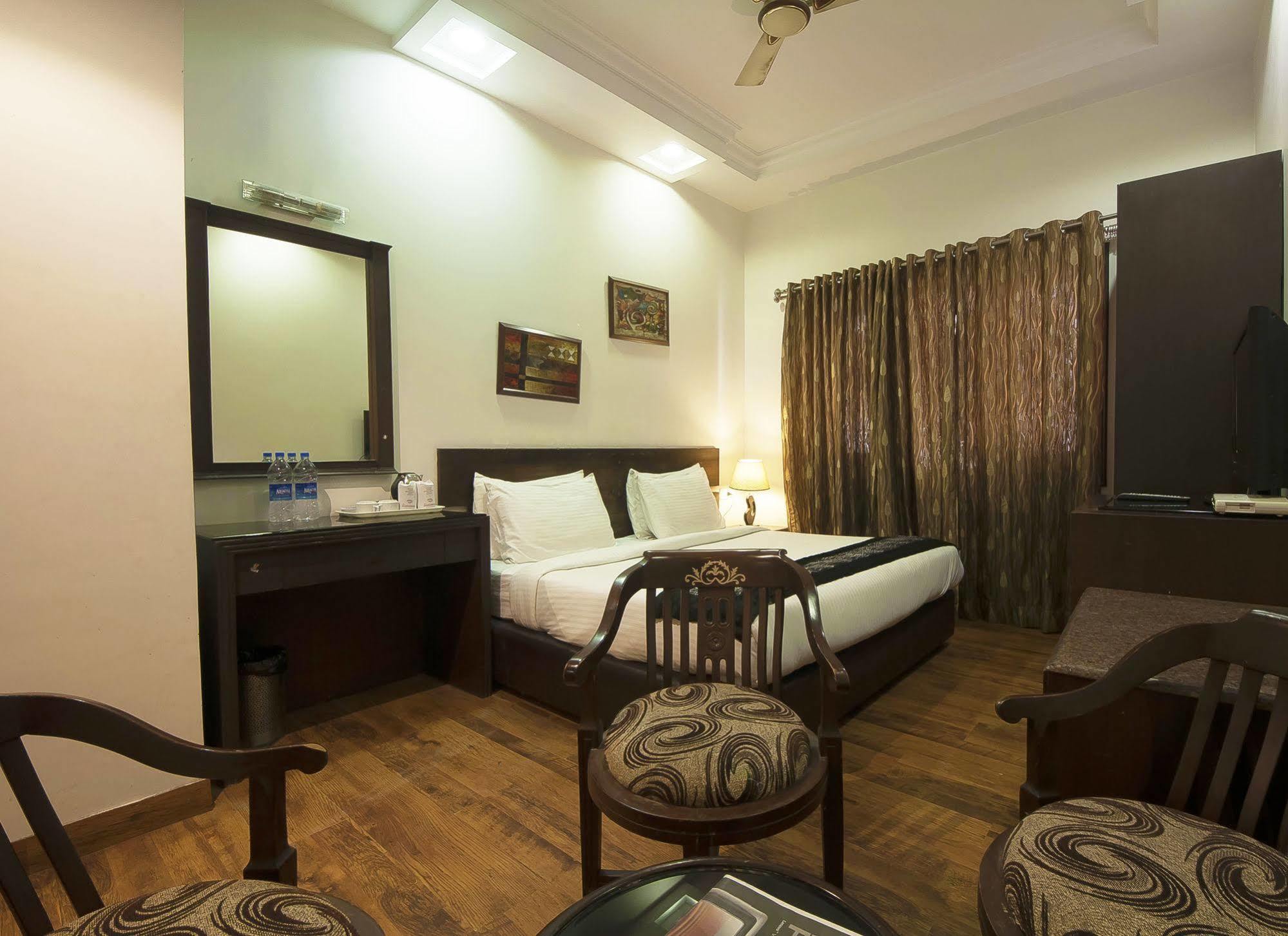 Hotel Prems Paradise Amritsar Exterior foto