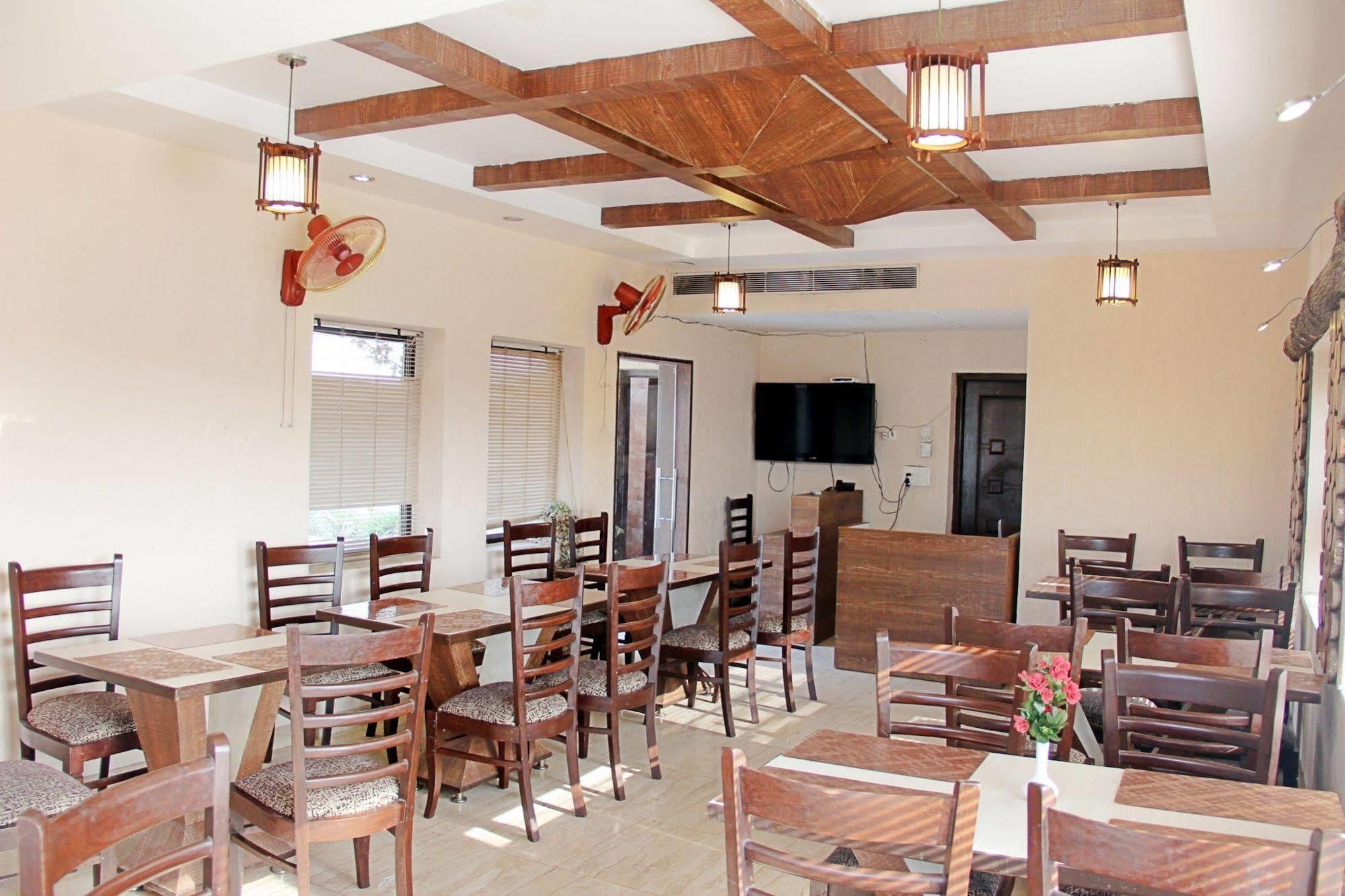 Hotel Prems Paradise Amritsar Exterior foto